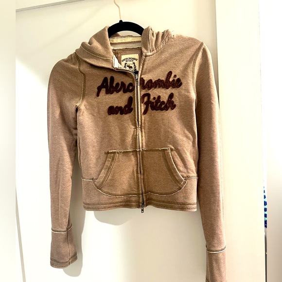Abercrombie Fitch sweater S - Picture 1 of 3